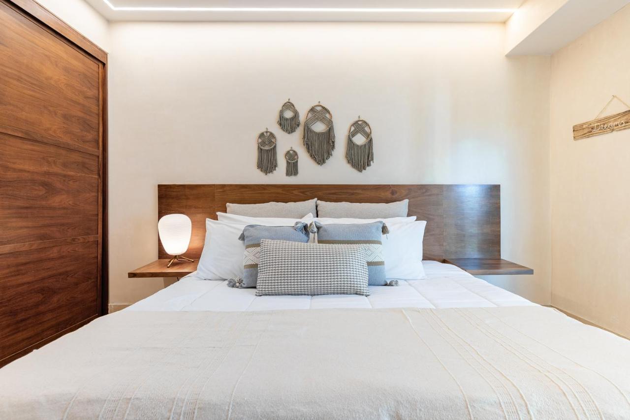 308-303 Beautiful With 3 Bedrooms Apartment